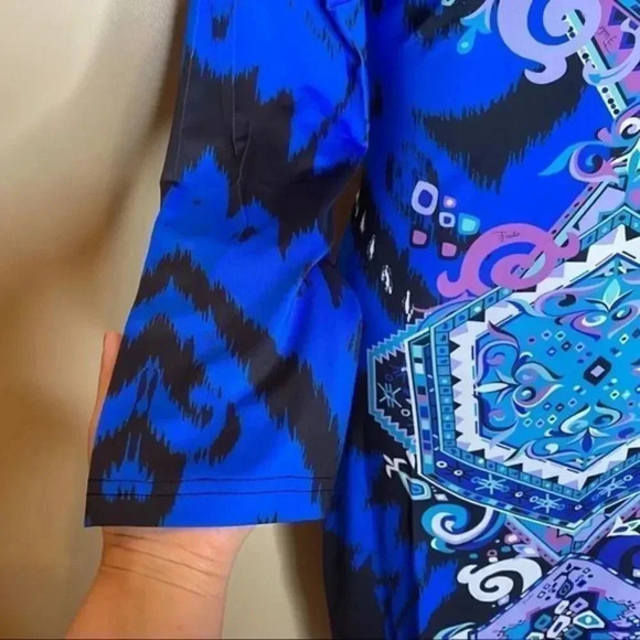 Beautiful Italian dress - Picture 8 of 12